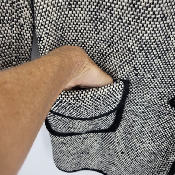 Vtg 70s Petite Tweed Long Line Coat Sz PS Black White Contrast Trim Twee Winter - Picture 7 of 13
